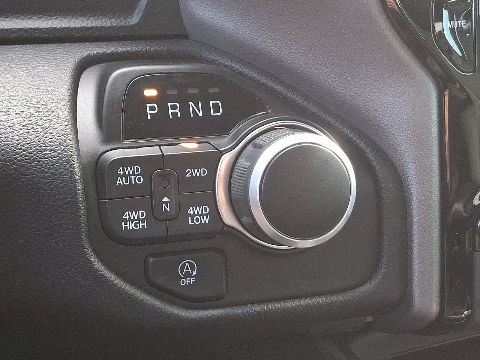 Certified 2024 RAM 1500 Big Horn AWD/4WD image 14