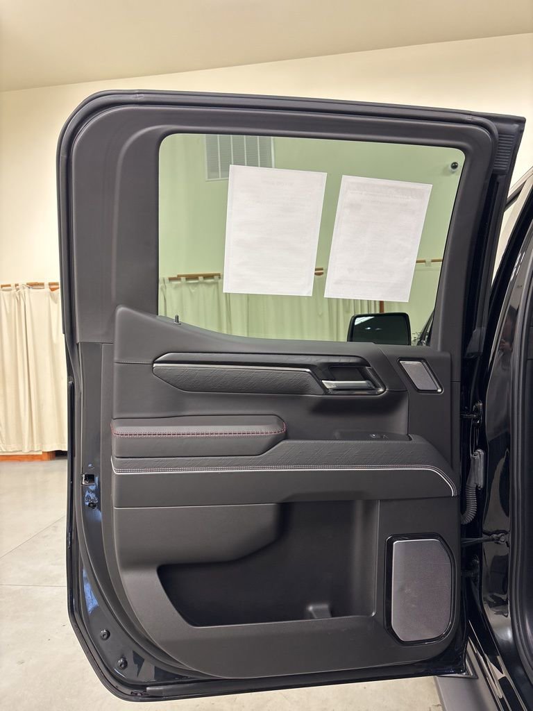 Used 2024 GMC Sierra 1500 AT4X w/ AT4X AEV Edition image 27