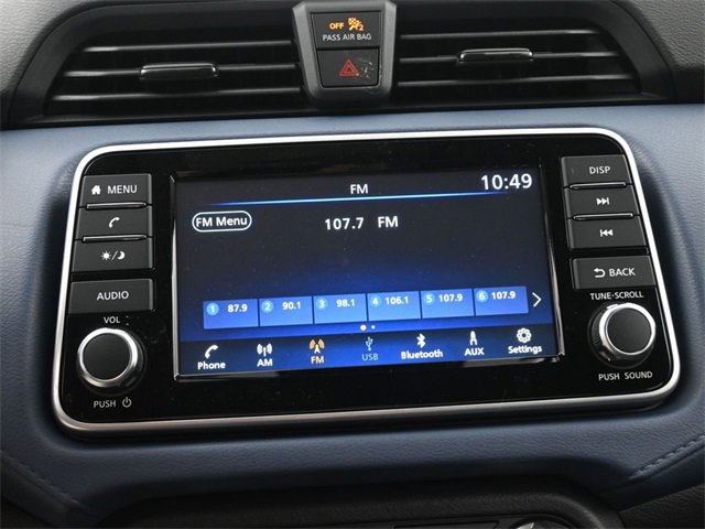 Used 2025 Nissan Versa SV w/ Trunk Package image 3