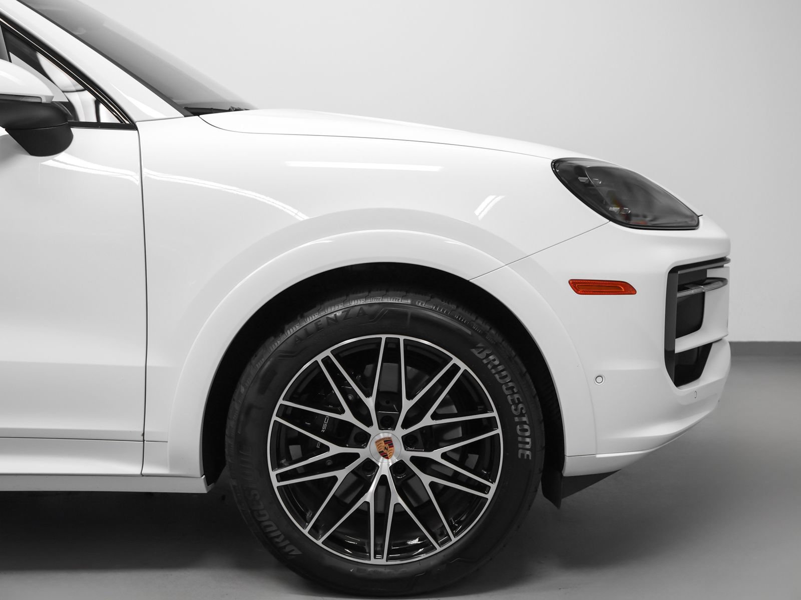 Certified 2026 Porsche Cayenne AWD/4WD image 14