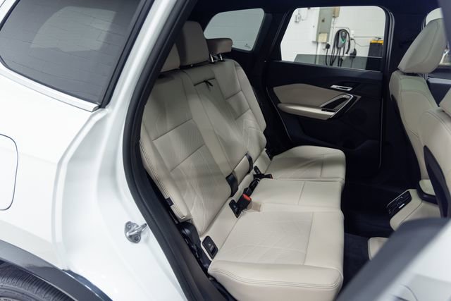 Used 2025 BMW X1 xDrive28i w/ Technology Package image 24