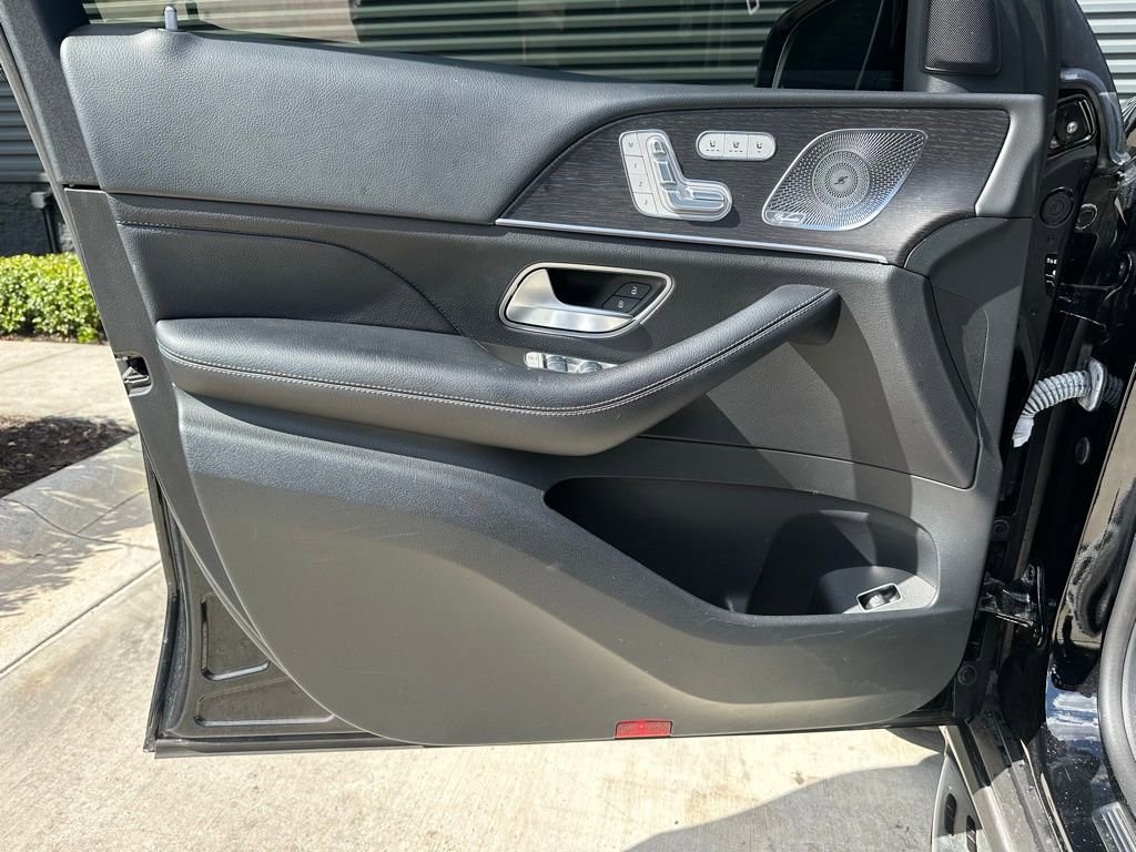 Used 2023 Mercedes-Benz GLS 450 4MATIC image 19
