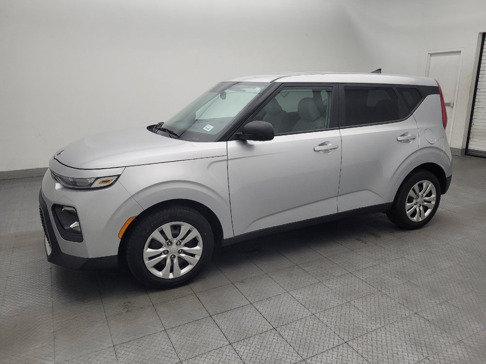 Used 2020 Kia Soul LX FWD image 2