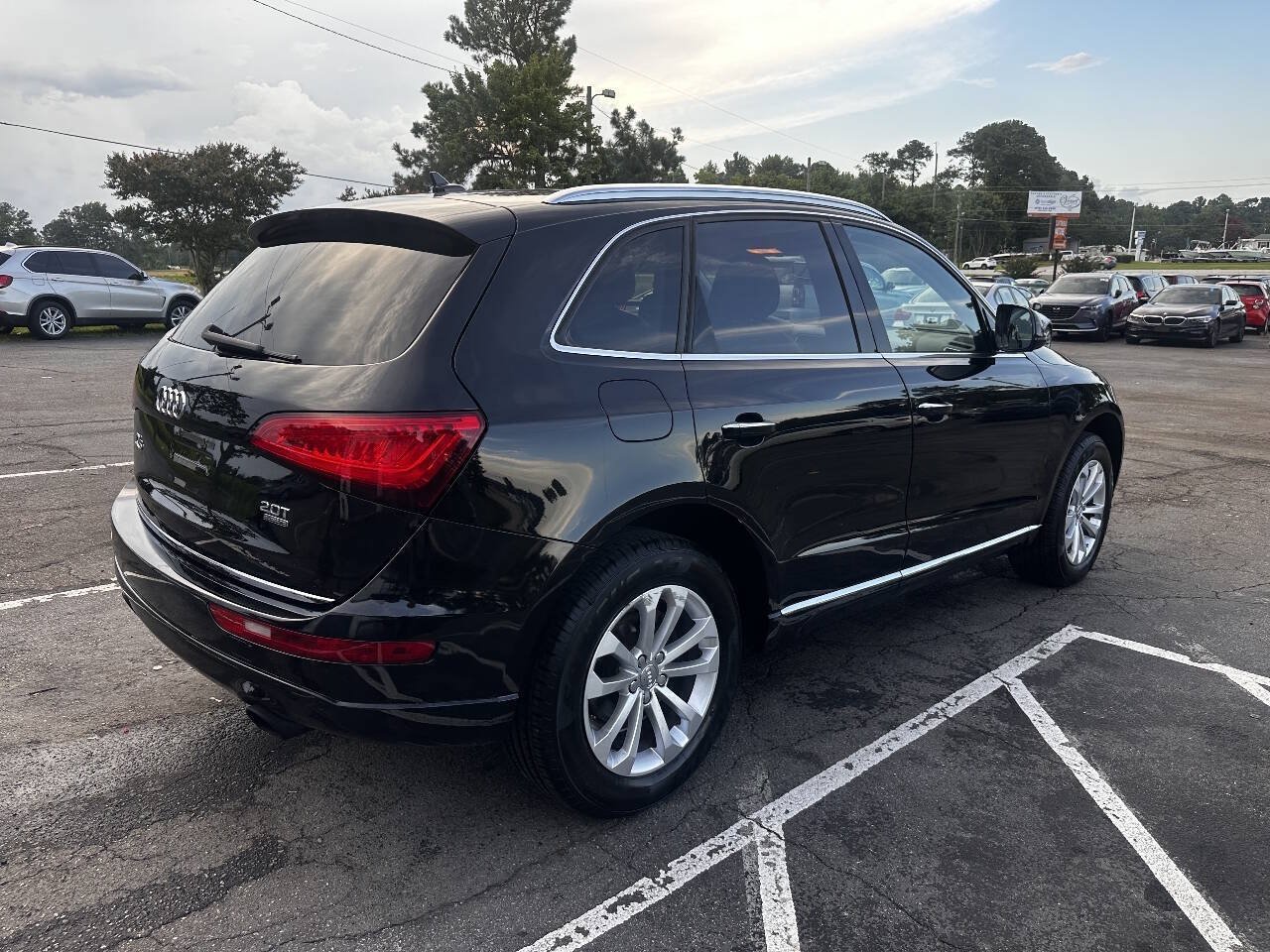 Used 2015 Audi Q5 2.0T Premium Plus w/ Technology Package AWD/4WD image 3