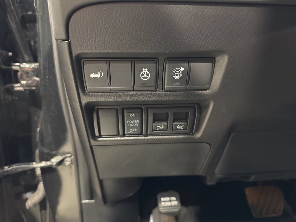 Used 2024 INFINITI QX80 Sensory w/ Cargo Package AWD/4WD image 11