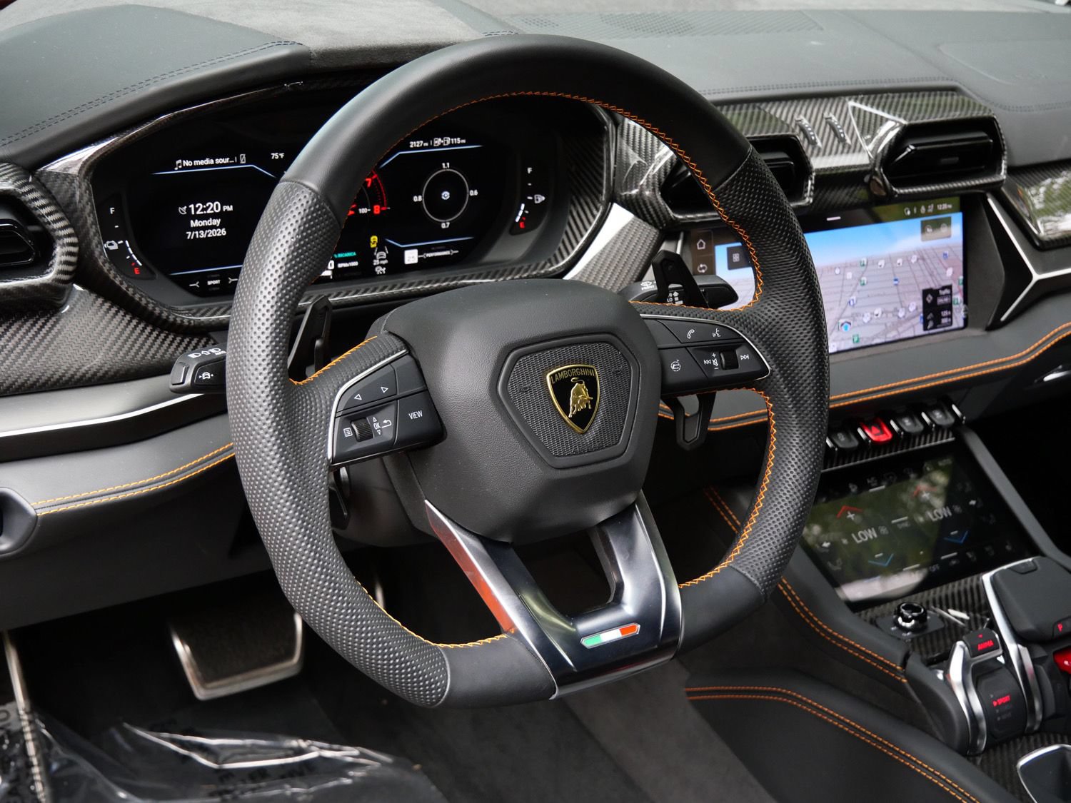 Used 2025 Lamborghini Urus S AWD/4WD image 24
