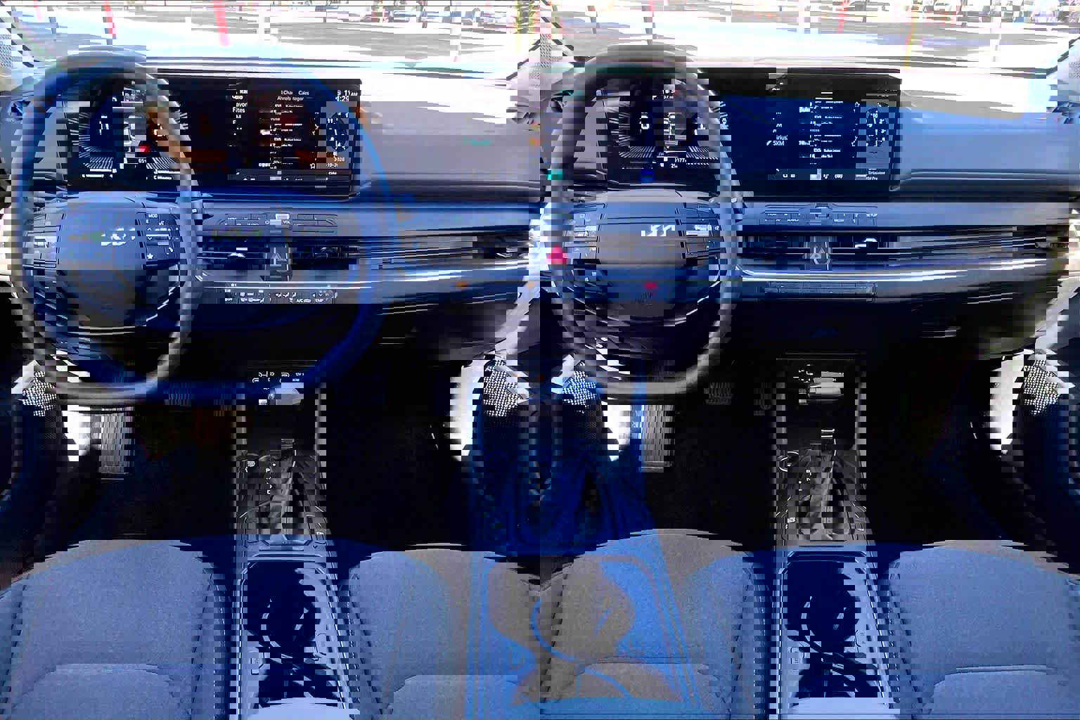 Used 2025 Kia K4 LXS image 16