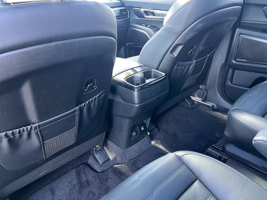 Used 2024 Kia Telluride SX Prestige w/ Towing Package AWD/4WD image 37