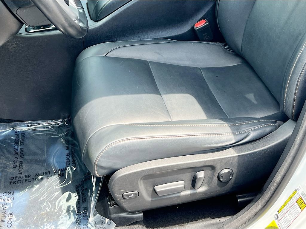 Used 2017 Toyota Highlander XLE AWD/4WD image 13