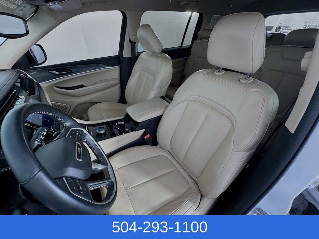 Used 2022 Jeep Grand Cherokee L Limited image 22