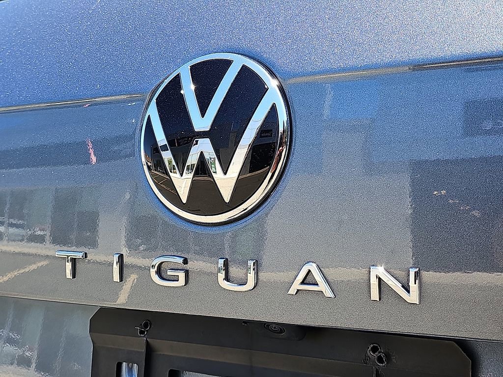 Used 2024 Volkswagen Tiguan Wolfsburg Edition AWD/4WD image 30