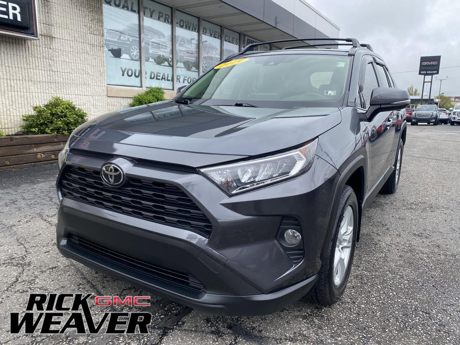 Used 2019 Toyota RAV4 XLE w/ All Weather Liner Package AWD/4WD video 1
