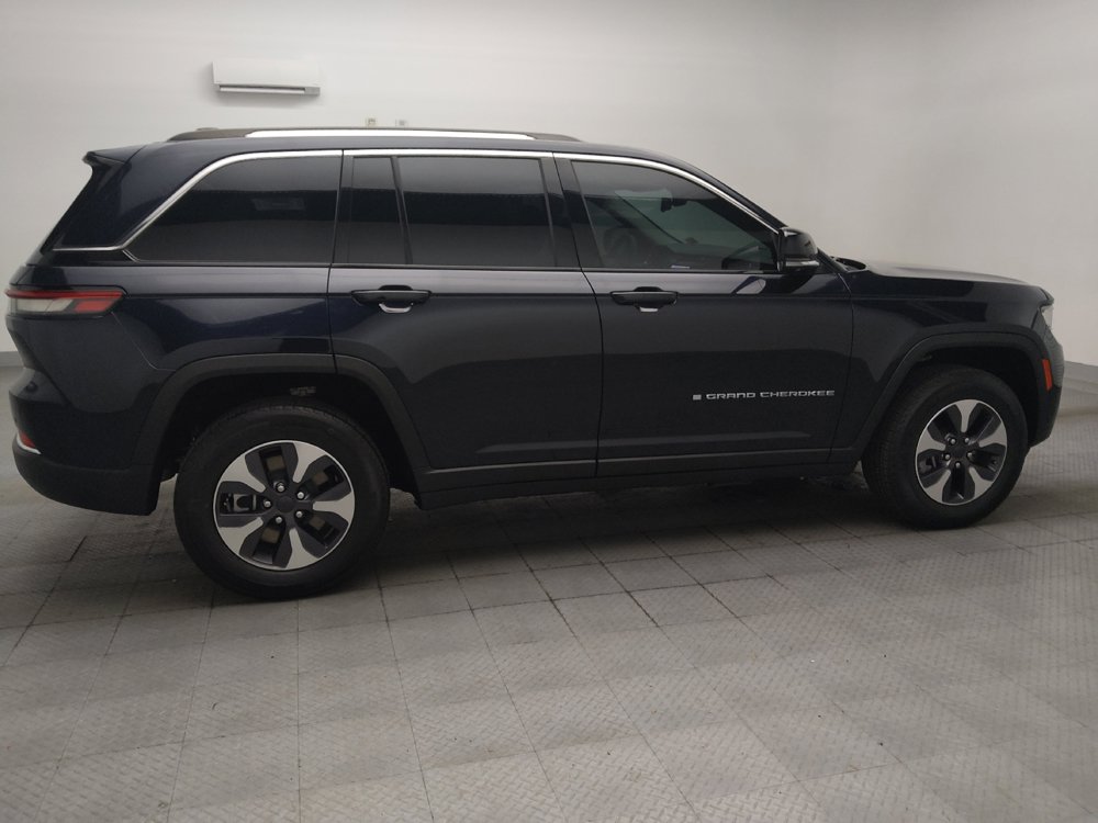 Used 2022 Jeep Grand Cherokee Limited 4xe w/ Luxury Tech Group II AWD/4WD image 10