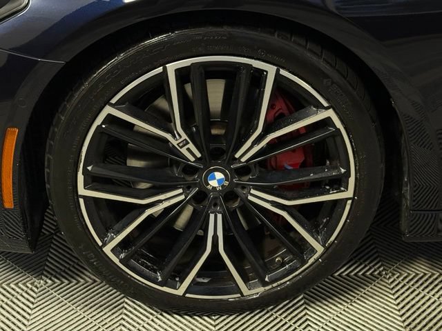 Used 2021 BMW M550i xDrive w/ Dynamic Handling Package AWD/4WD image 13