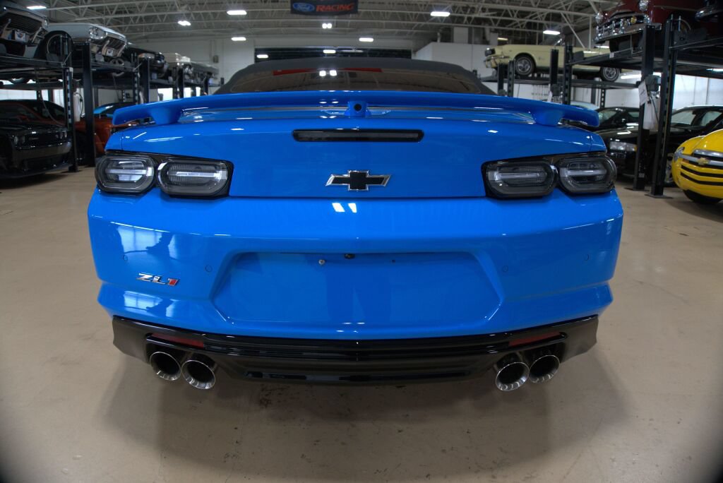 Used 2023 Chevrolet Camaro ZL1 RWD image 4