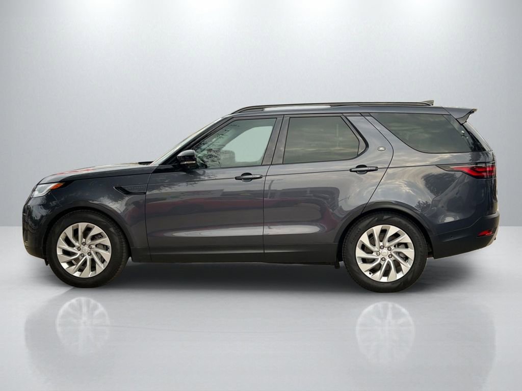 Used 2024 Land Rover Discovery S image 8