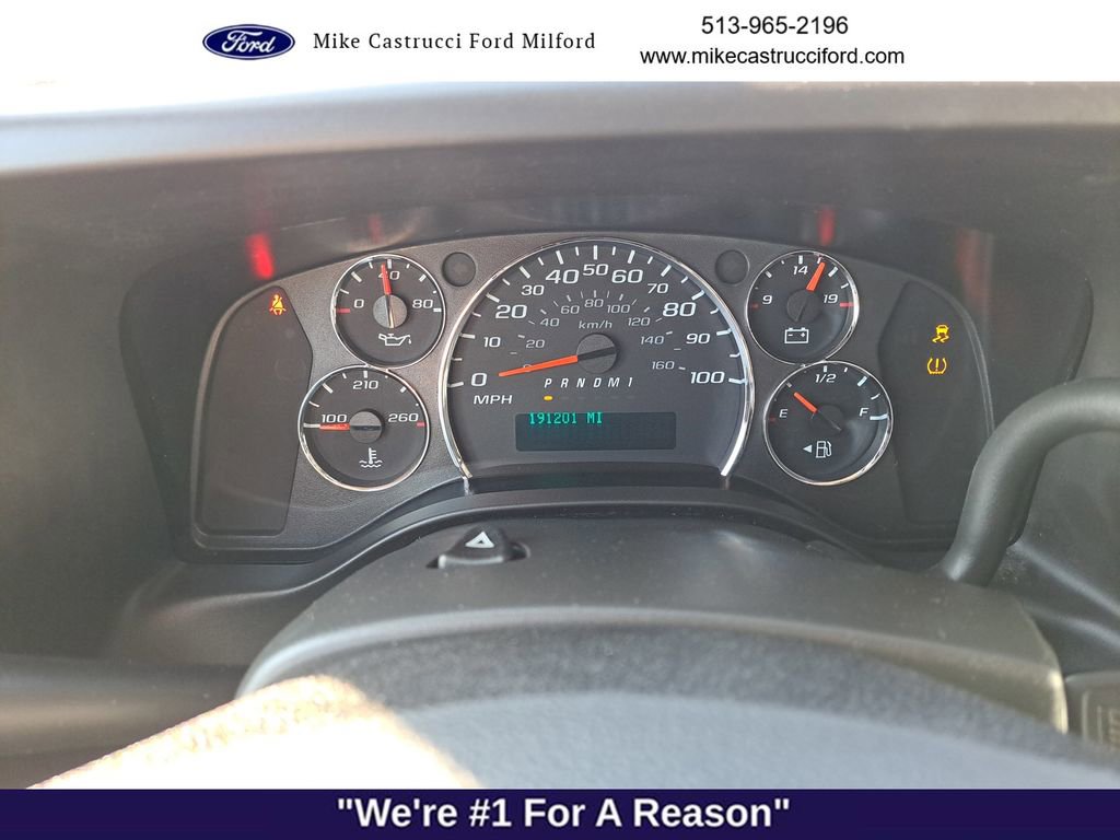 Used 2019 Chevrolet Express 2500 w/ Driver Convenience Package image 12