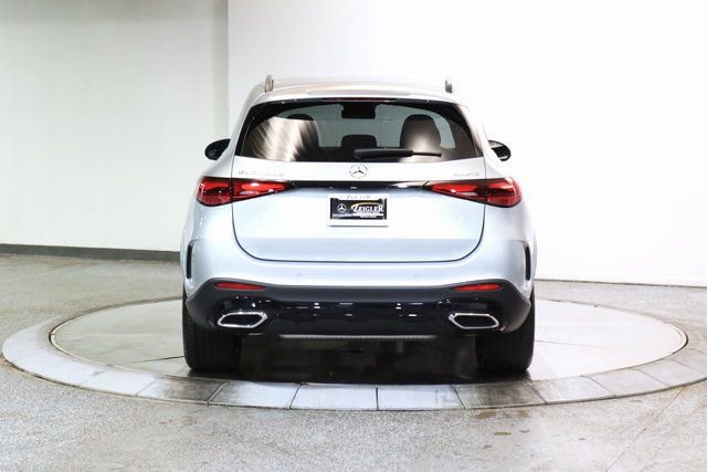 Used 2025 Mercedes-Benz GLC 350e 4MATIC w/ AMG Line image 12