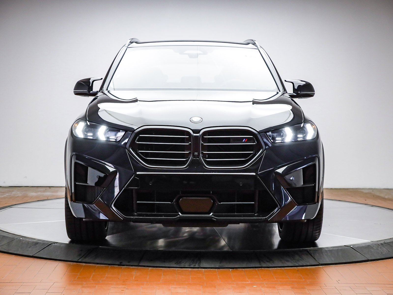 New 2026 BMW X5 M Competition w/ Executive Package image 2