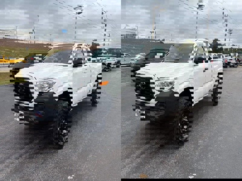 Used 2021 Toyota Tacoma SR image 8