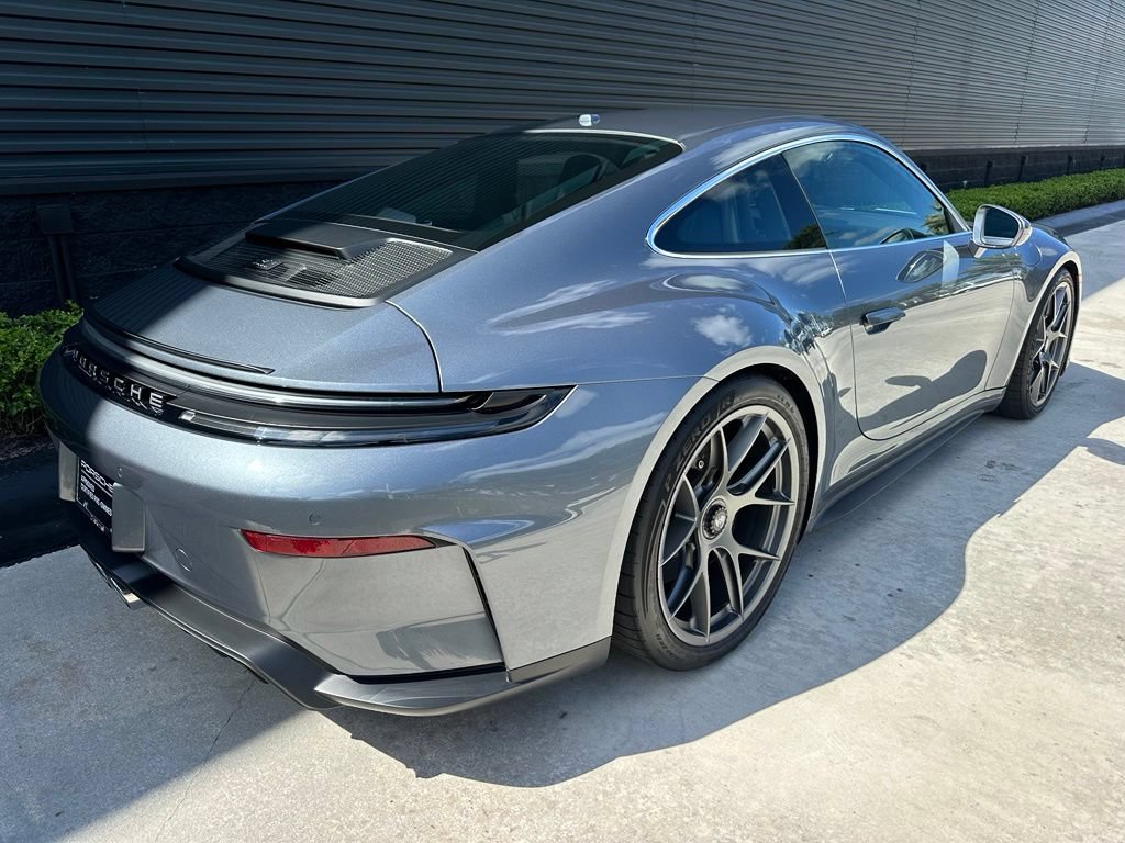 Certified 2026 Porsche 911 GT3 RWD image 10