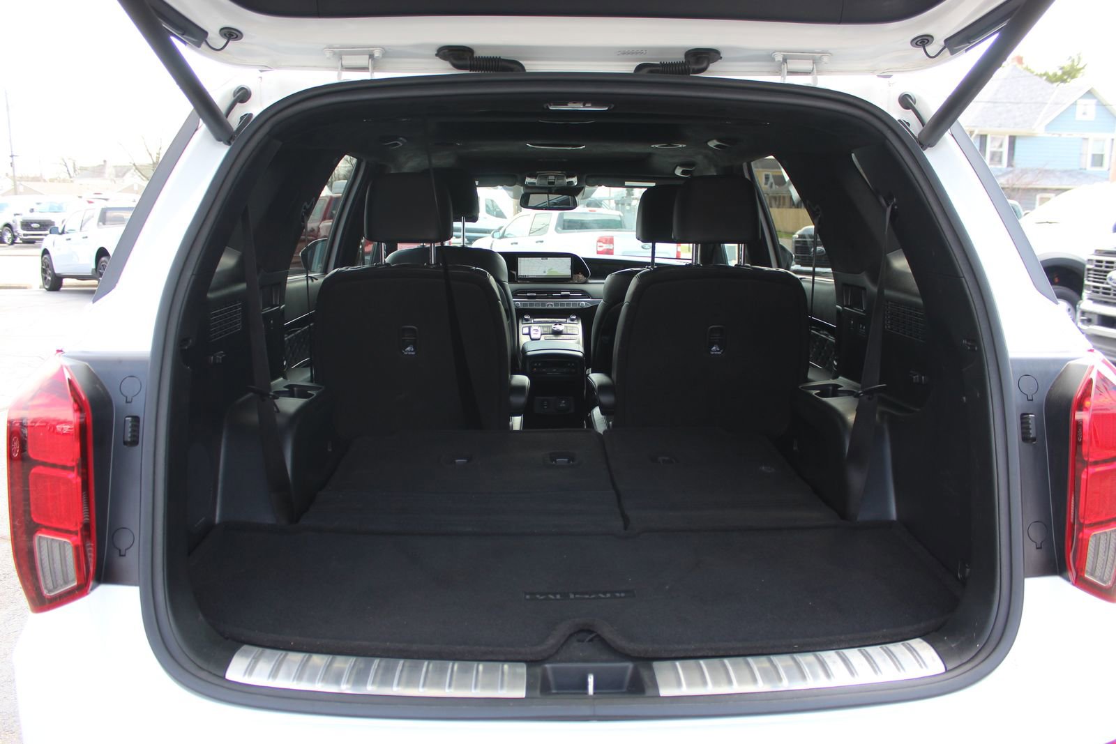 Used 2021 Hyundai Palisade Calligraphy w/ Cargo Package image 25