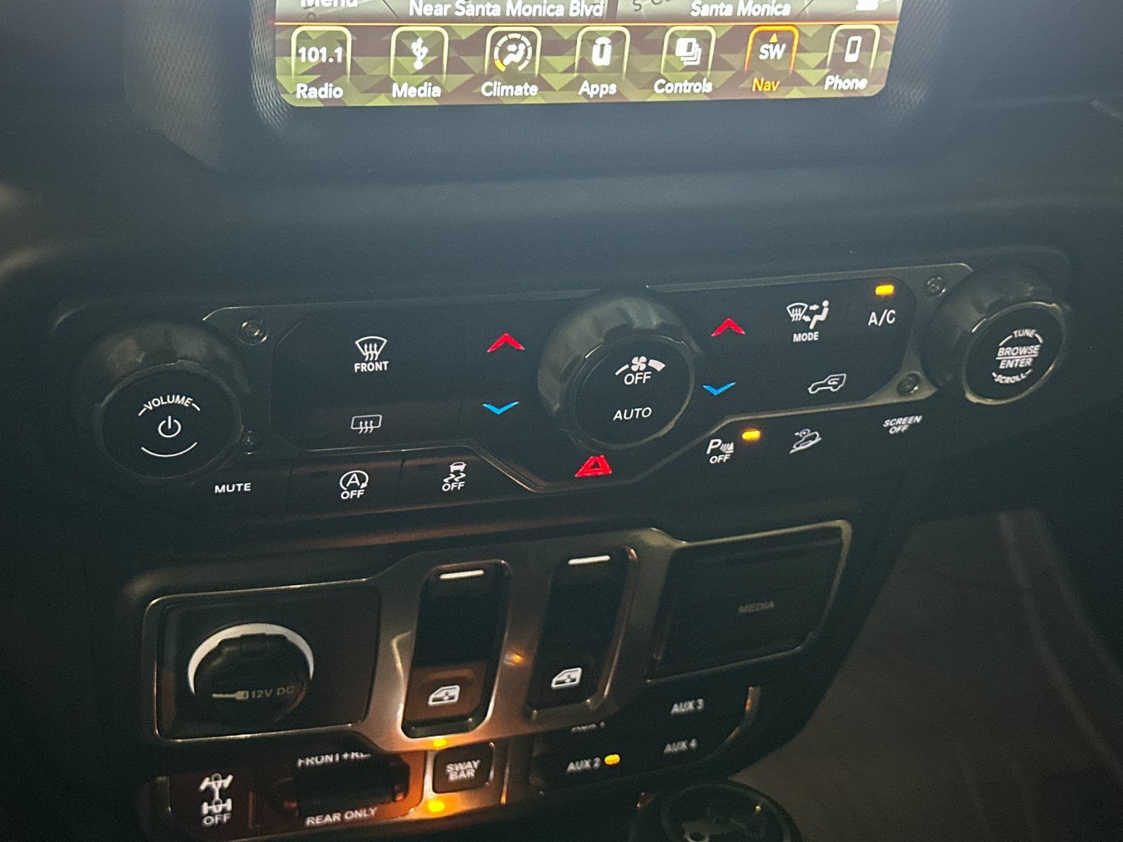 Certified 2018 Jeep Wrangler Rubicon AWD/4WD image 18