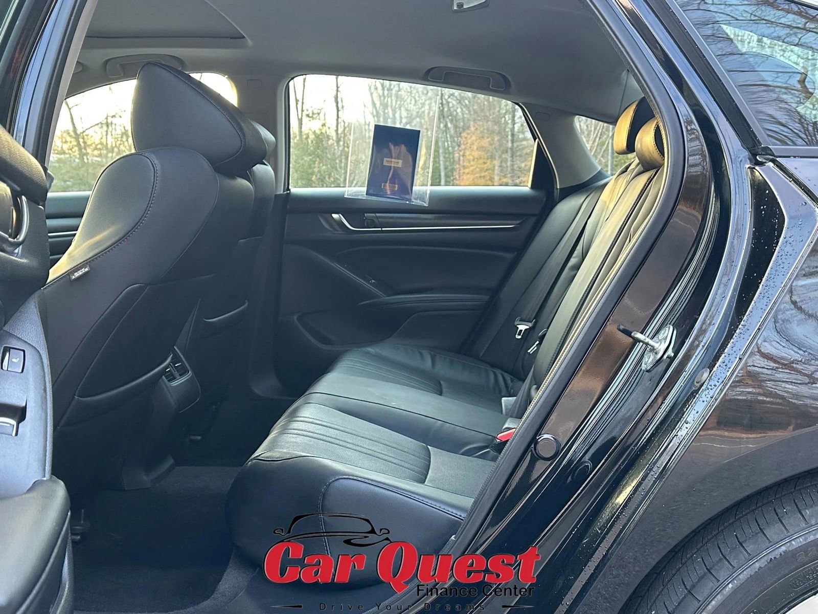 Used 2018 Honda Accord Touring image 14