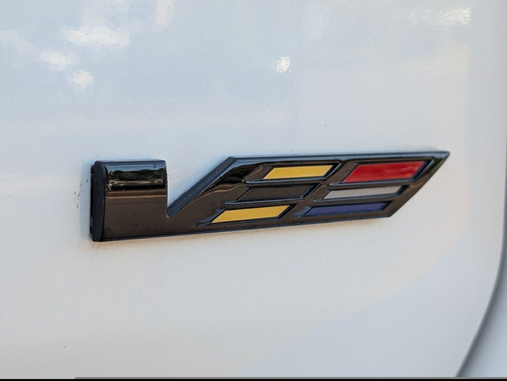 Certified 2025 Cadillac Escalade ESV V AWD/4WD image 11