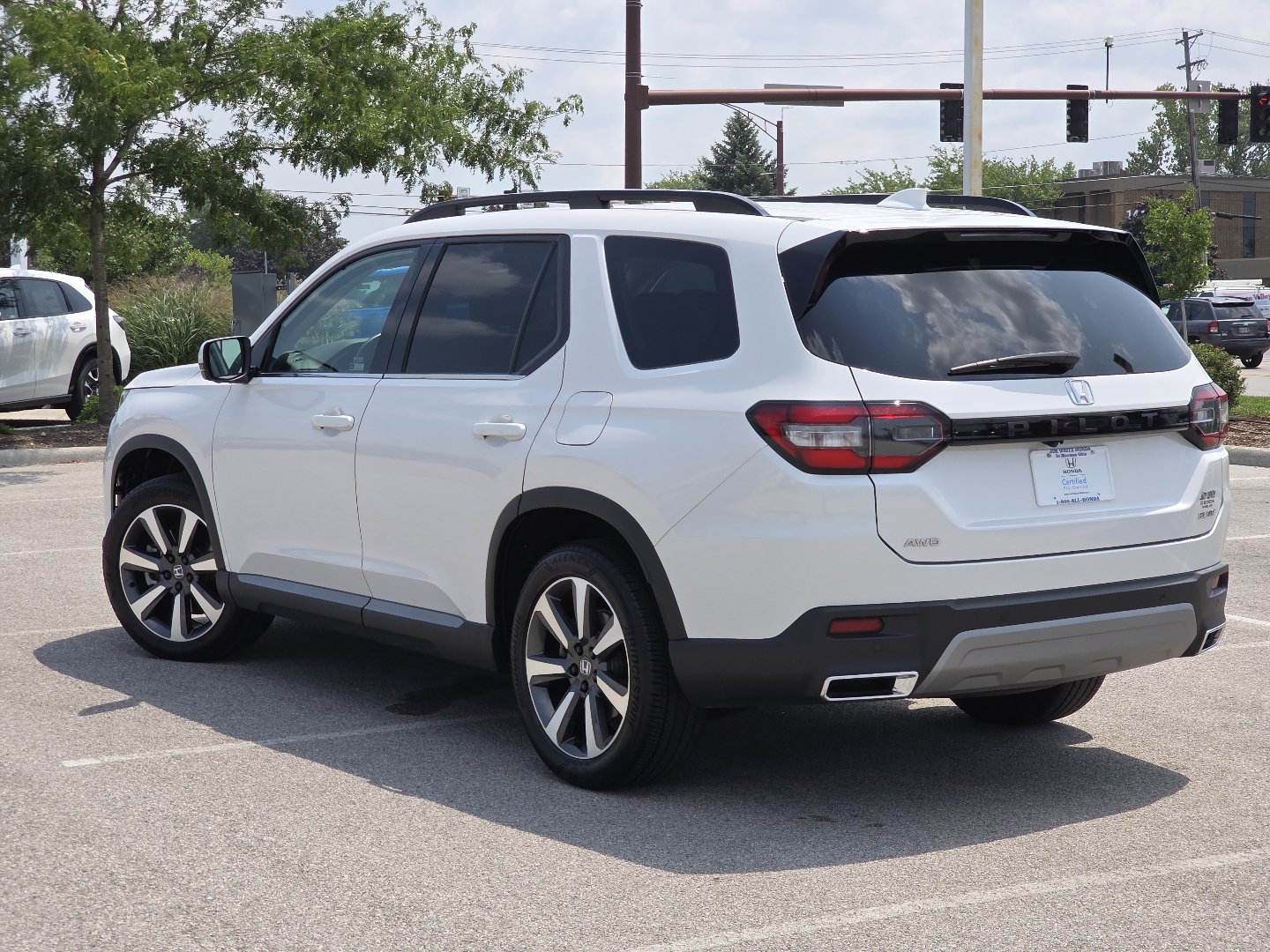 Certified 2025 Honda Pilot Elite image 16