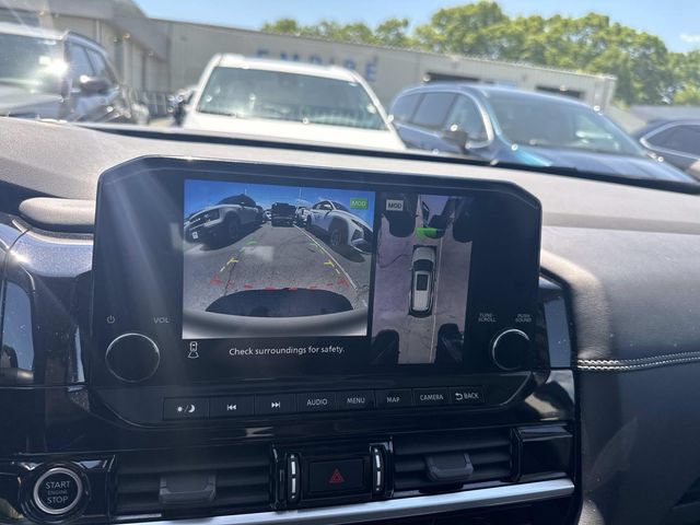Used 2023 Nissan Pathfinder Platinum AWD/4WD image 25