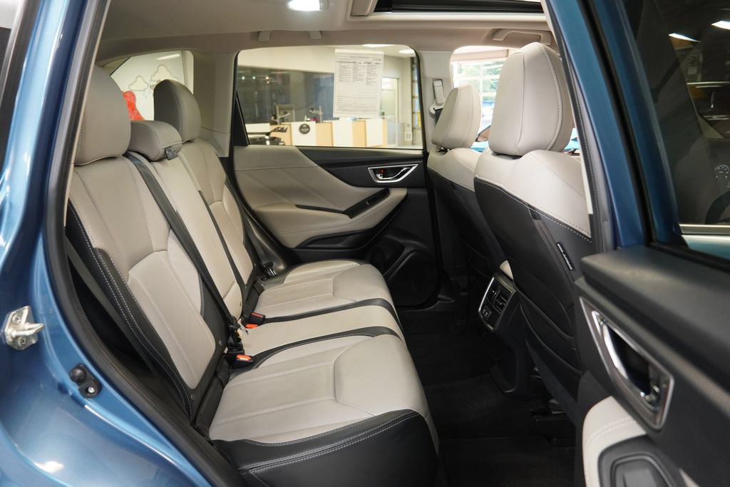 Used 2021 Subaru Forester Limited AWD/4WD image 32