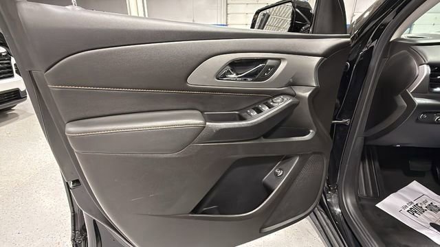 Used 2020 Chevrolet Traverse LT w/ LPO, Floor Liner Package image 11