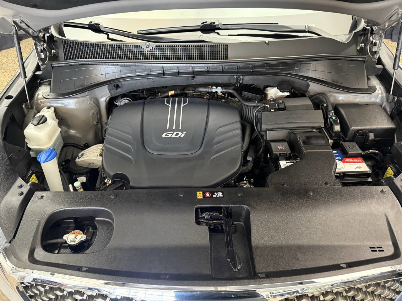 Used 2017 Kia Sorento SX image 15