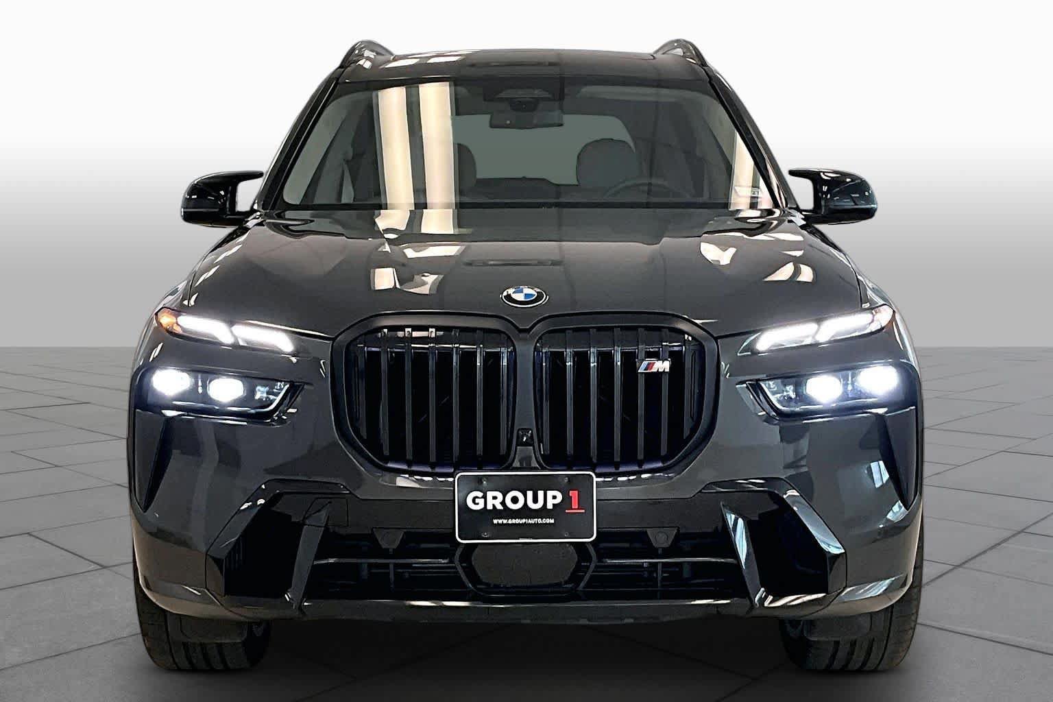 Used 2026 BMW X7 M60i AWD/4WD image 3