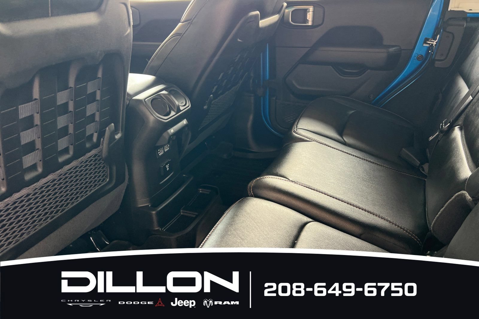 Used 2022 Jeep Wrangler Unlimited Rubicon AWD/4WD image 15