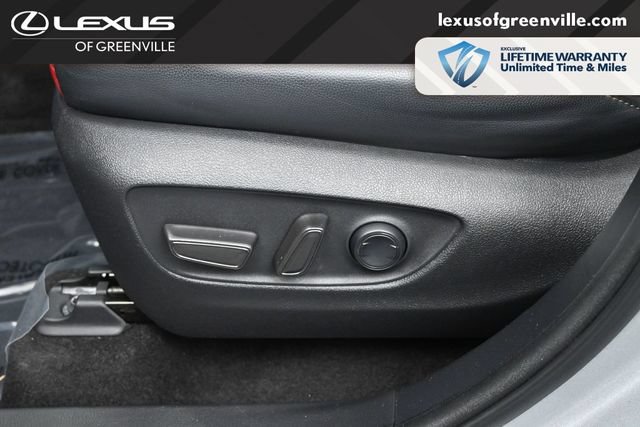 Used 2023 Toyota Highlander XSE FWD image 21