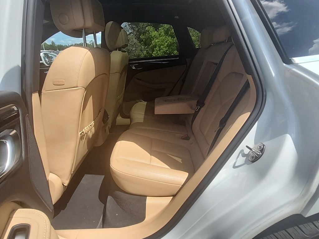 Used 2018 Porsche Macan S AWD/4WD image 26