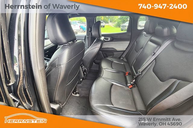 Used 2024 Jeep Compass Latitude AWD/4WD image 16