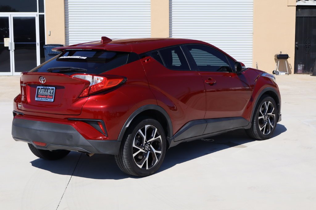 Used 2018 Toyota C-HR XLE FWD image 9