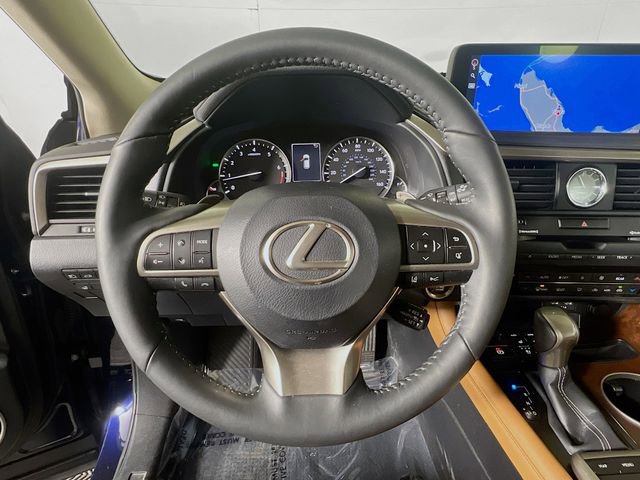 Used 2022 Lexus RX 350L Premium w/ Premium Package image 16