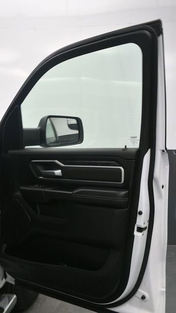 Used 2023 RAM 1500 Big Horn AWD/4WD image 9