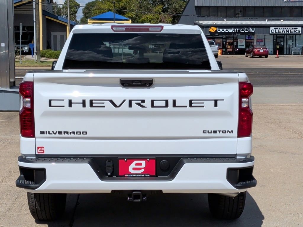 New 2026 Chevrolet Silverado 1500 Custom w/ LPO, Dark Essentials Package RWD image 7