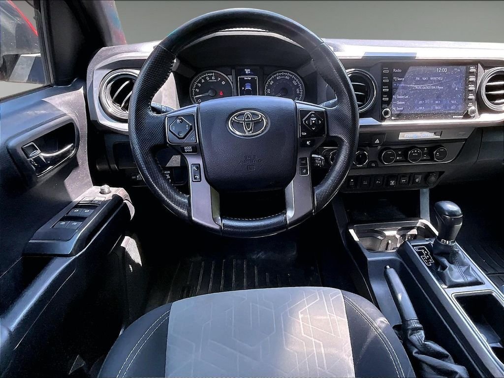 Used 2021 Toyota Tacoma TRD Off-Road w/ Technology Package AWD/4WD image 19