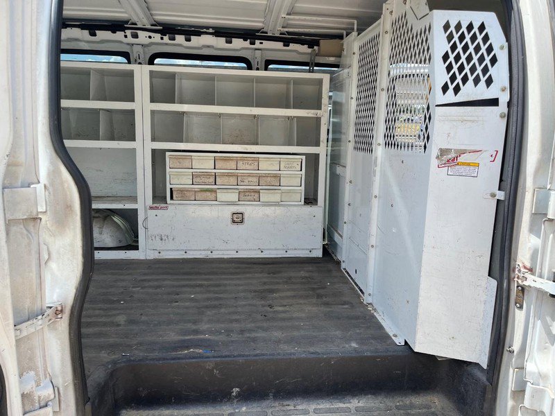 Used 2010 Chevrolet Express 1500 w/ Power Package image 11