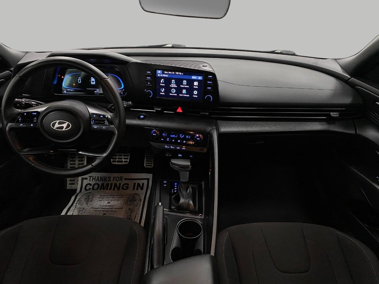 Certified 2025 Hyundai Elantra Sport FWD image 20