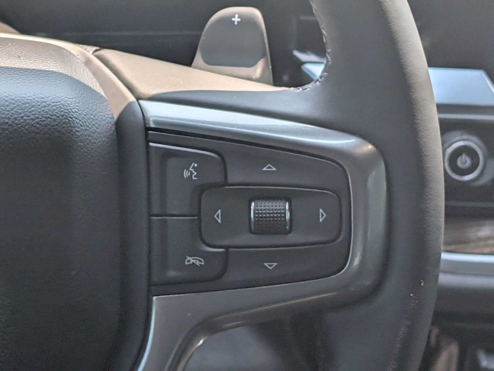 Used 2024 Chevrolet Silverado 1500 RST w/ Convenience Package II AWD/4WD image 17