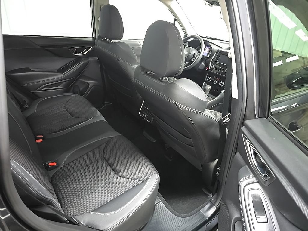 Used 2019 Subaru Forester Premium image 18