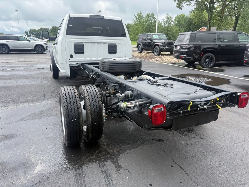 New 2026 RAM 5500 Tradesman w/ Chrome Appearance Group AWD/4WD image 6