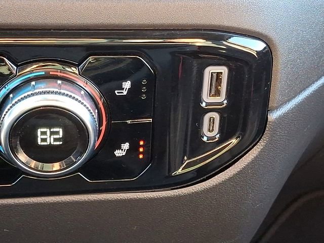 Certified 2025 GMC Sierra 1500 SLT image 26